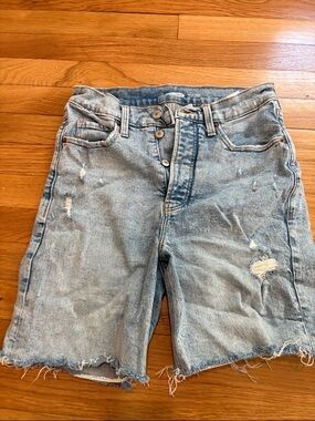 Old Navy Distressed Light Wash Denim Cutoff Shorts